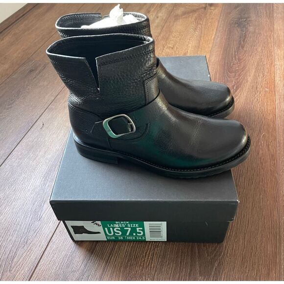Frye‎ Women Veronica Bootie New In Box Size 7.5 - Picture 7 of 7